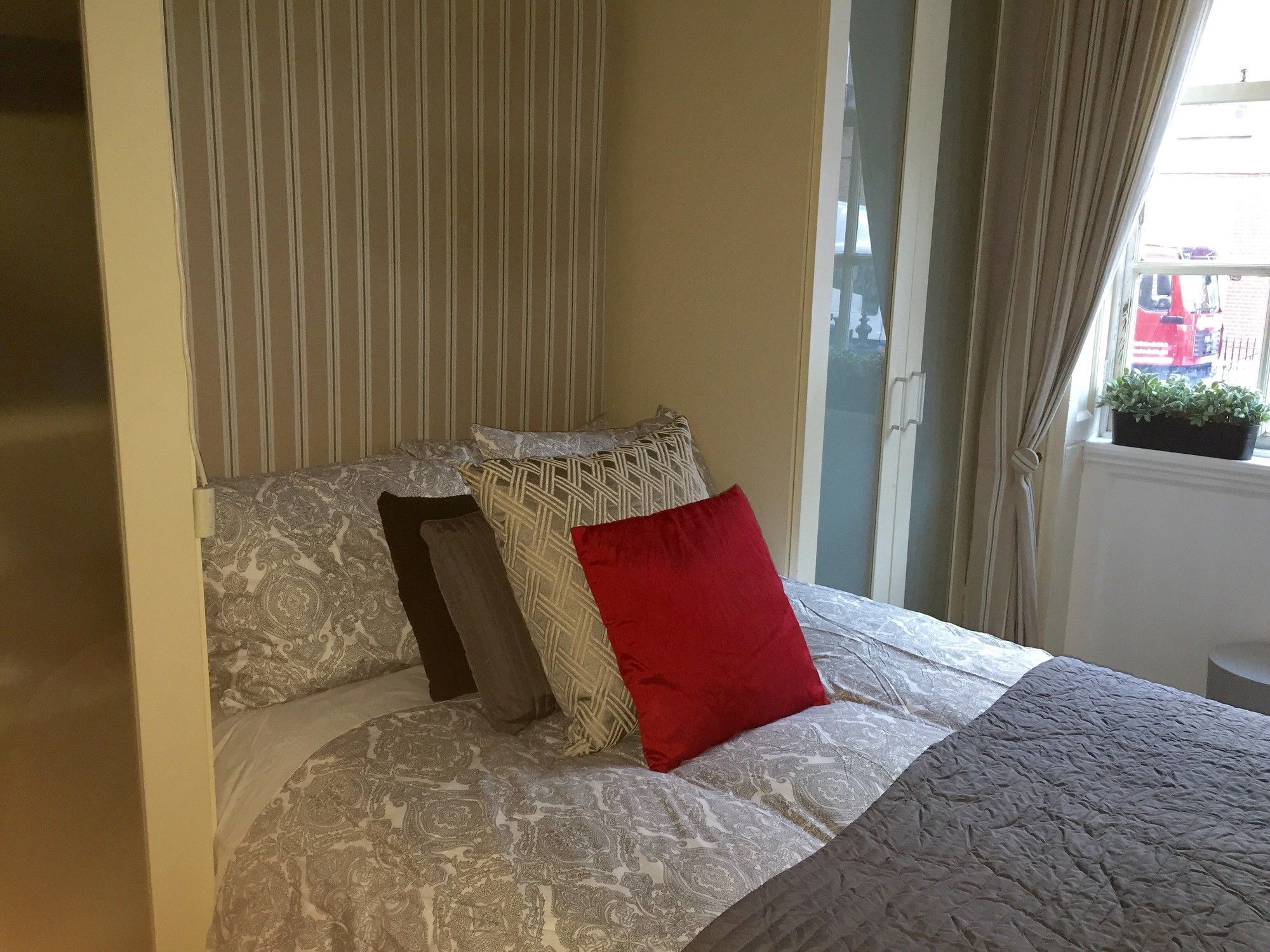 City Centre Georgian Style Apartment 더블린 외부 사진