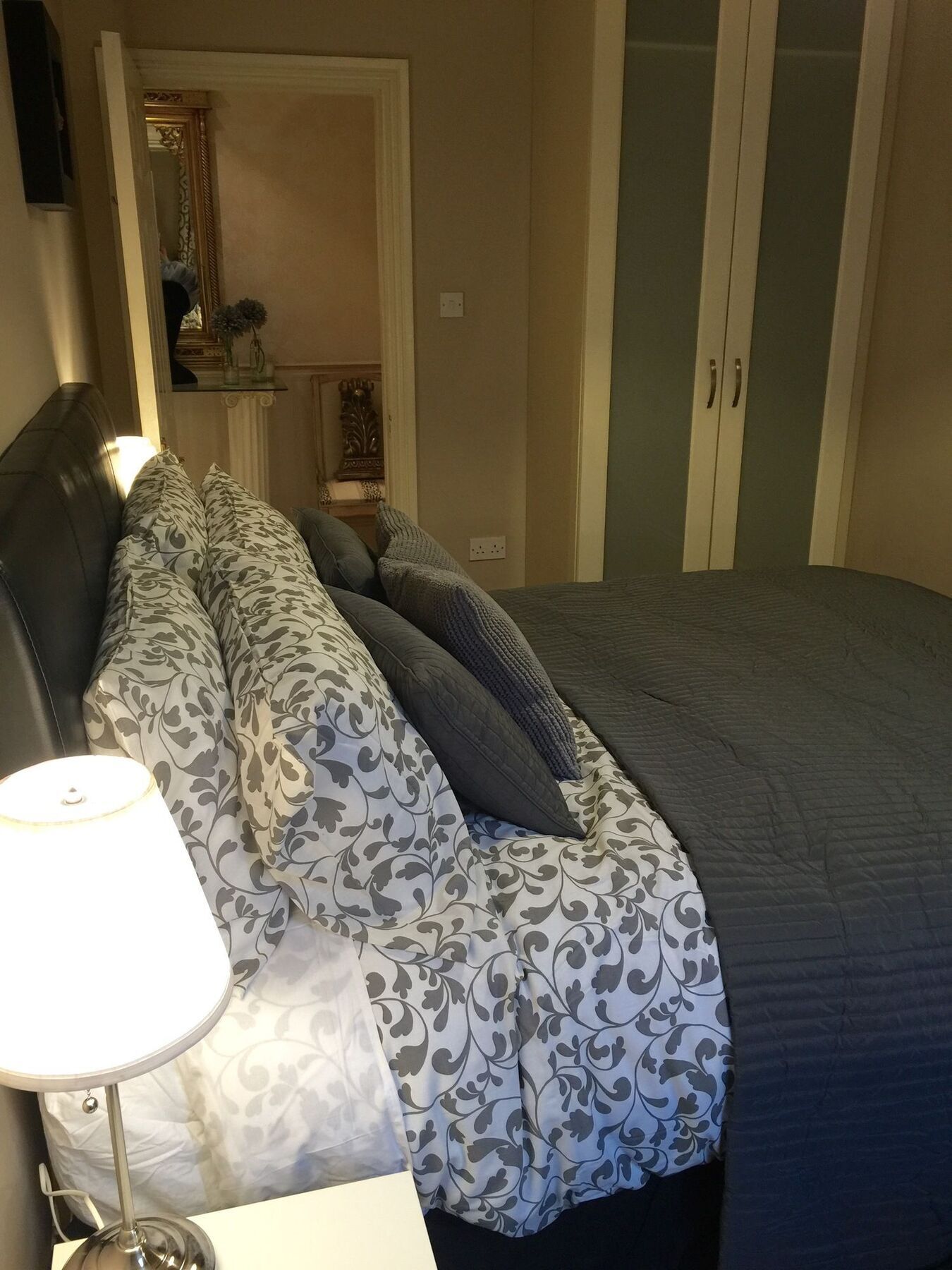 City Centre Georgian Style Apartment 더블린 외부 사진